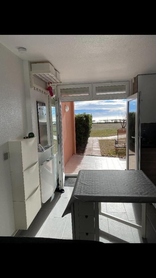 Grand Studio Bord De Mer Plus Piscine 세테 외부 사진