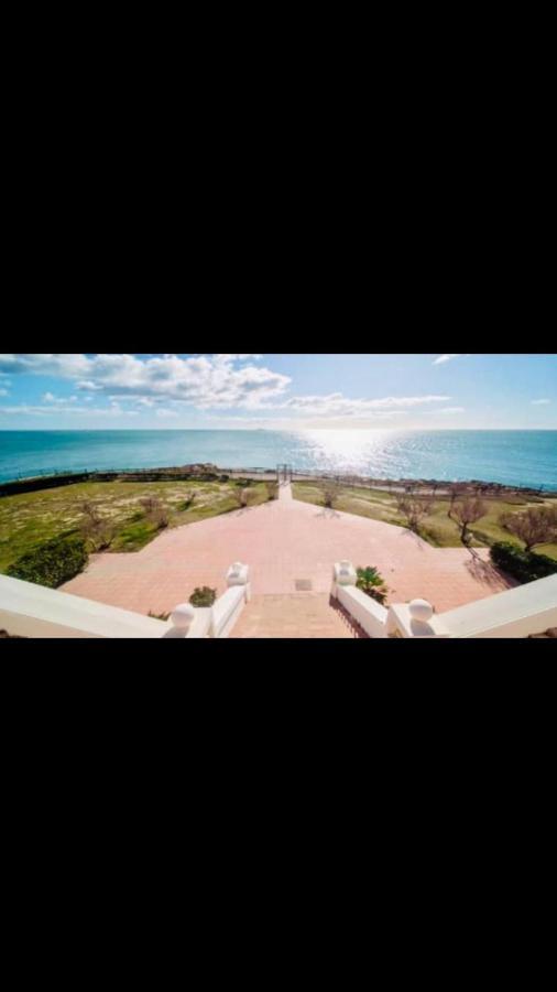 Grand Studio Bord De Mer Plus Piscine 세테 외부 사진