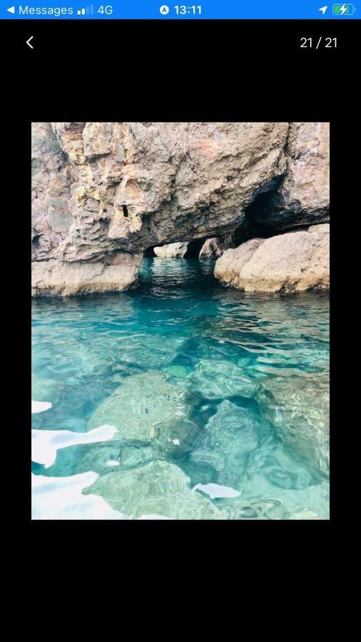 Grand Studio Bord De Mer Plus Piscine 세테 외부 사진